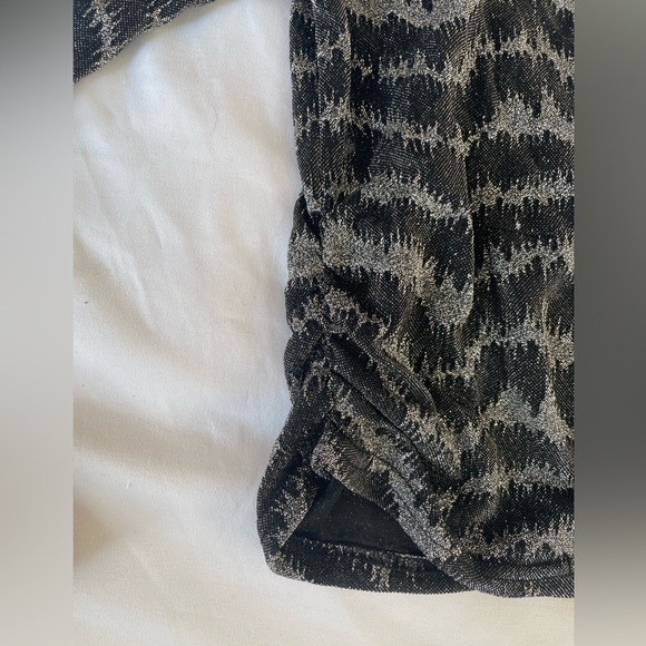 Topshop Semi Sheer Silver Stripe Metallic Top
Size 2 - Picture 2 of 4